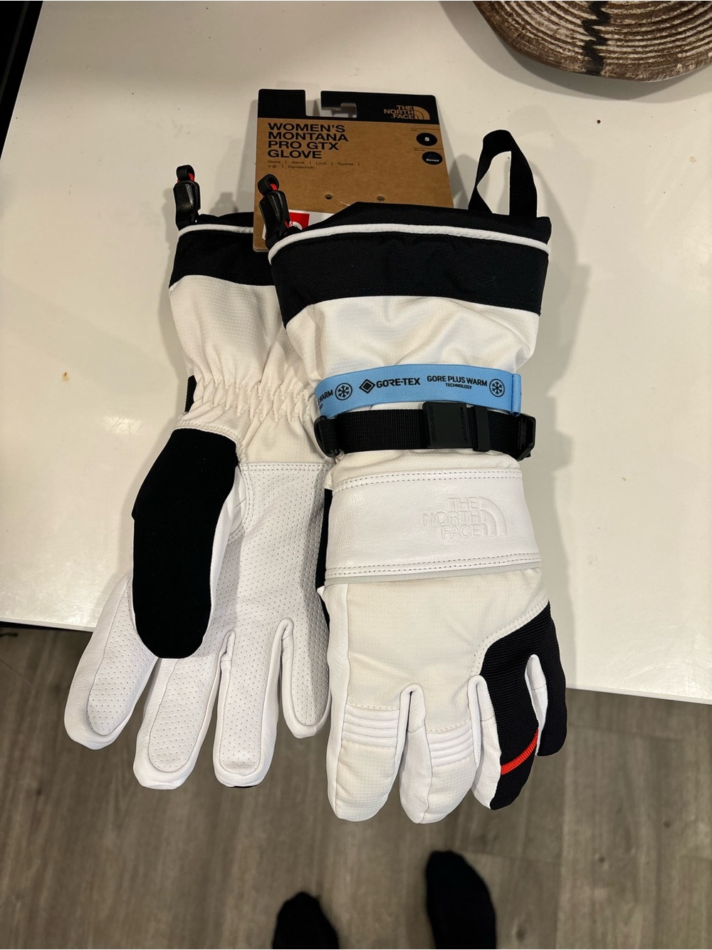 The North Face Montana Pro GTX ‘Warm White’ Women’s Size Small (S) GoreTex Glove